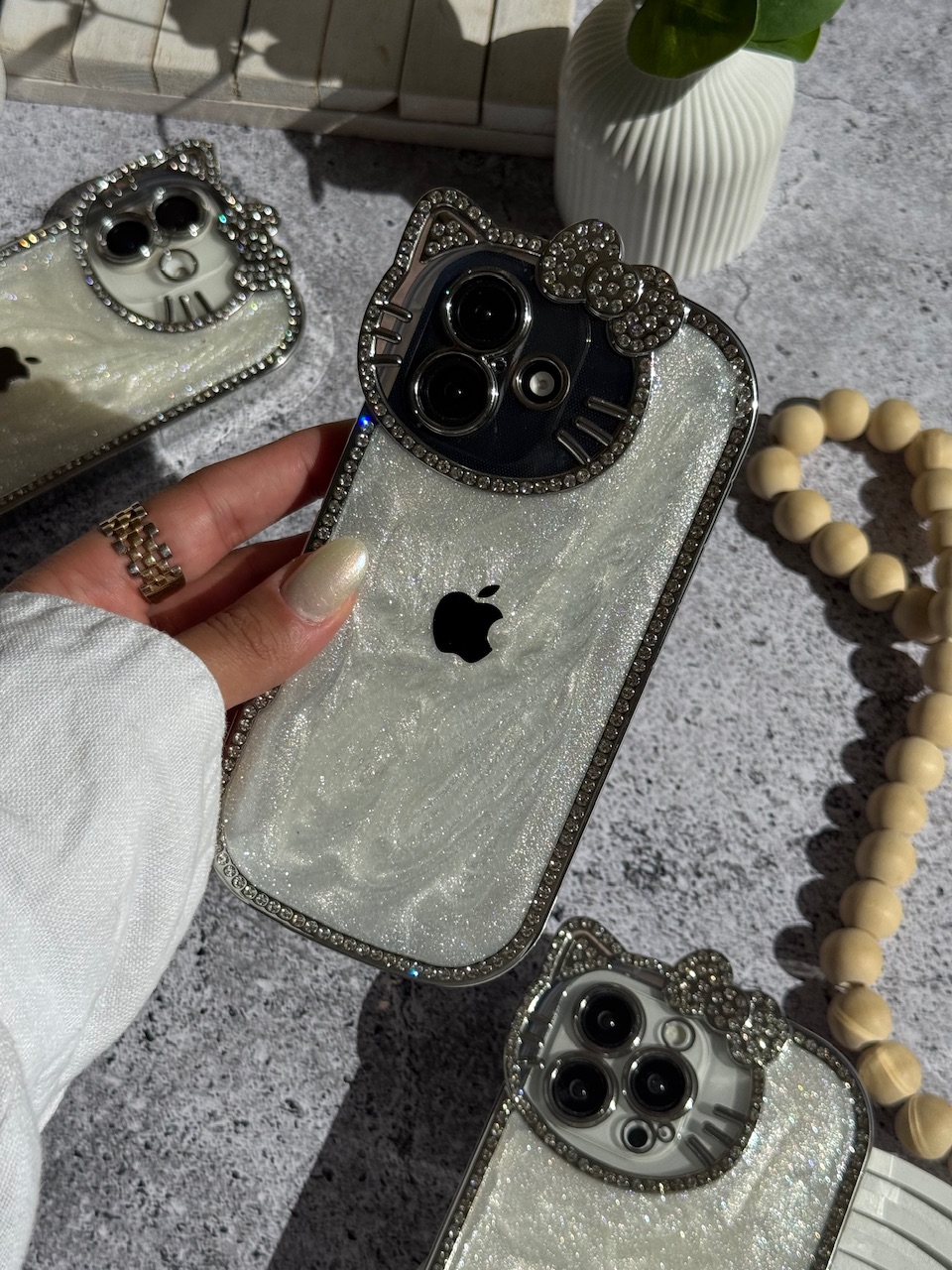 قاب کیتی رزینی نگین دار مناسب برای آیفون | iPhone iphone 16