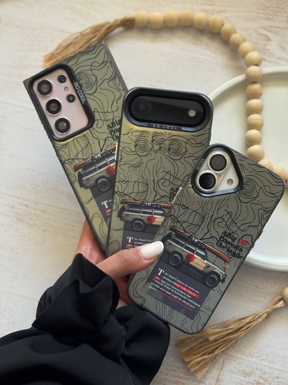 قاب Off-road : Toyota Land Cruiser 60 series مناسب برای آیفون | iPhone iphone15
