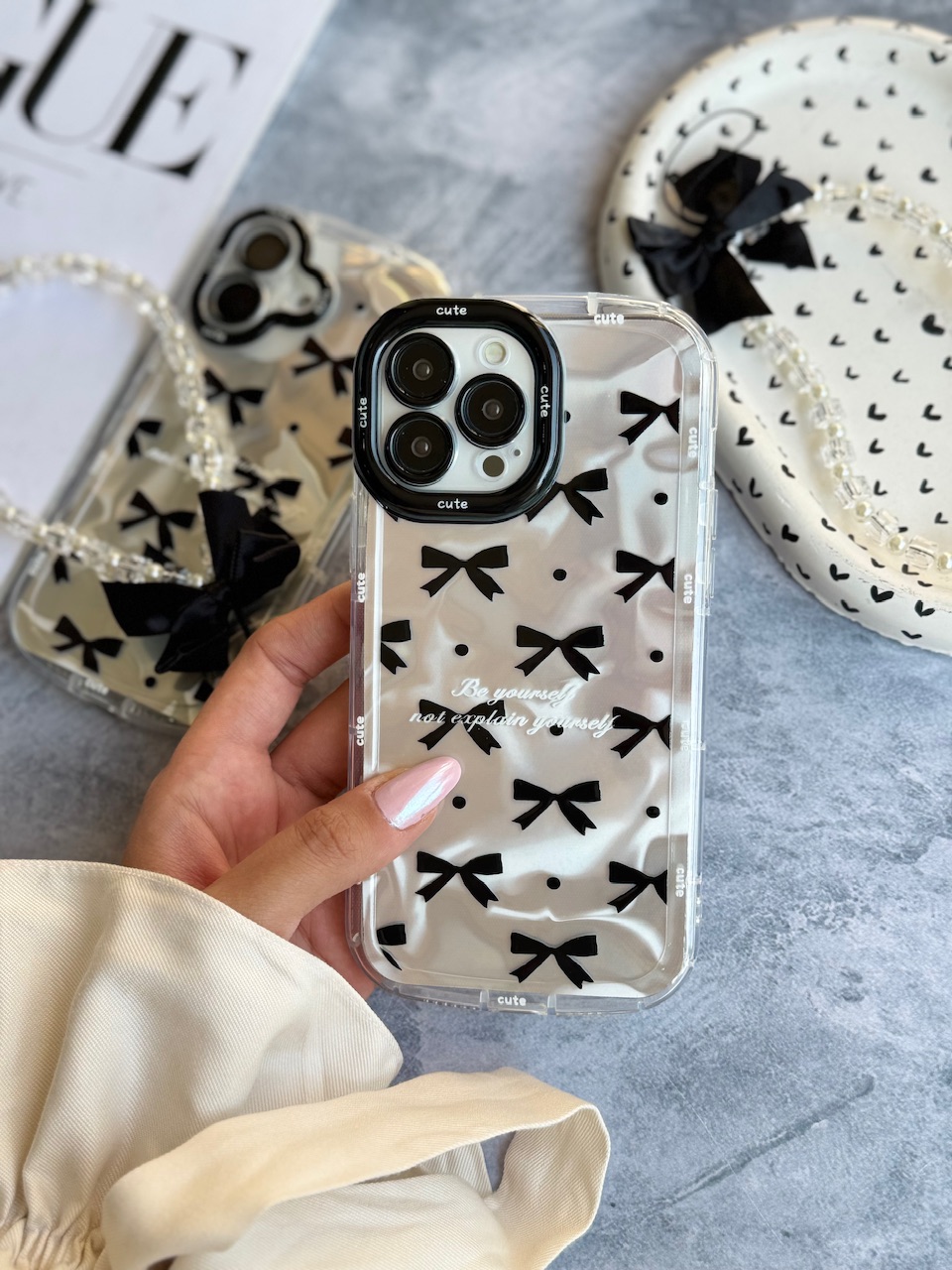 قاب Cute Bow Tie با آویز مناسب برای آیفون | iPhone iphone 15promax