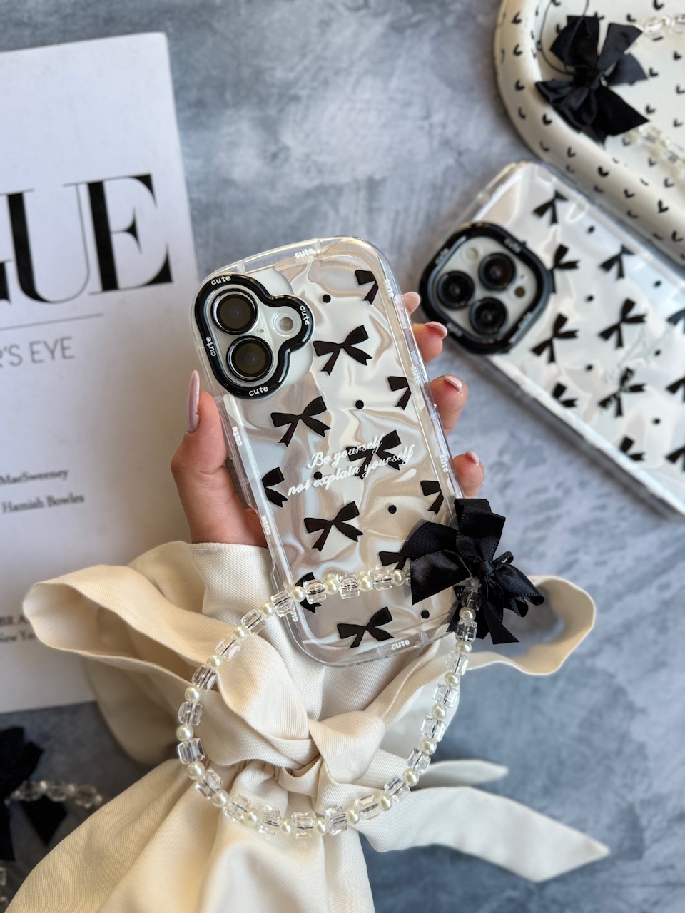 قاب Cute Bow Tie با آویز مناسب برای آیفون | iPhone iphone 15