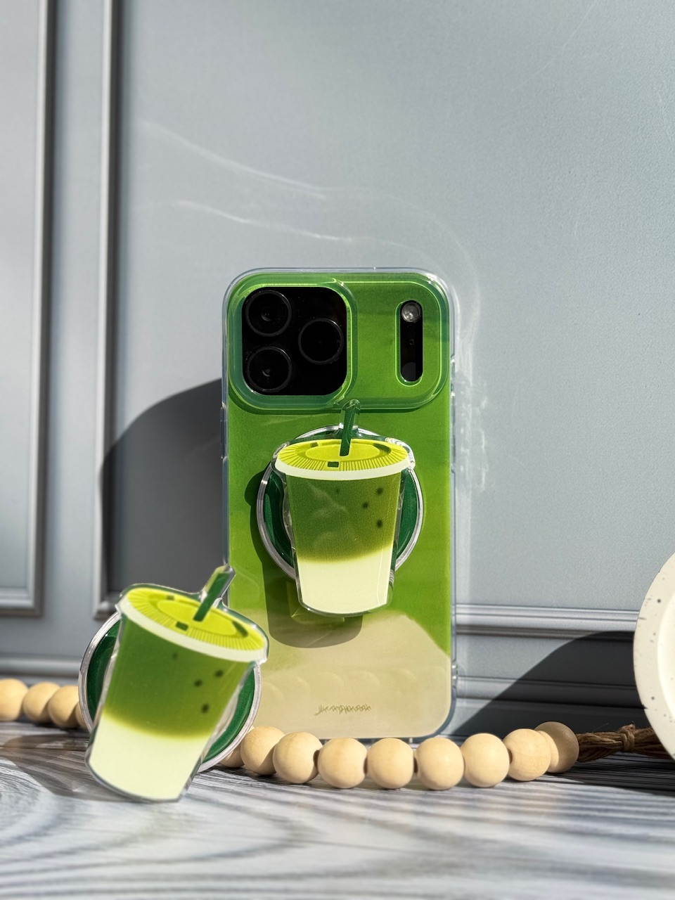 2113---قاب ماچا مگ سیف دار با پاپ سوکت مگنتی مناسب برای آیفون | iphone 17-2