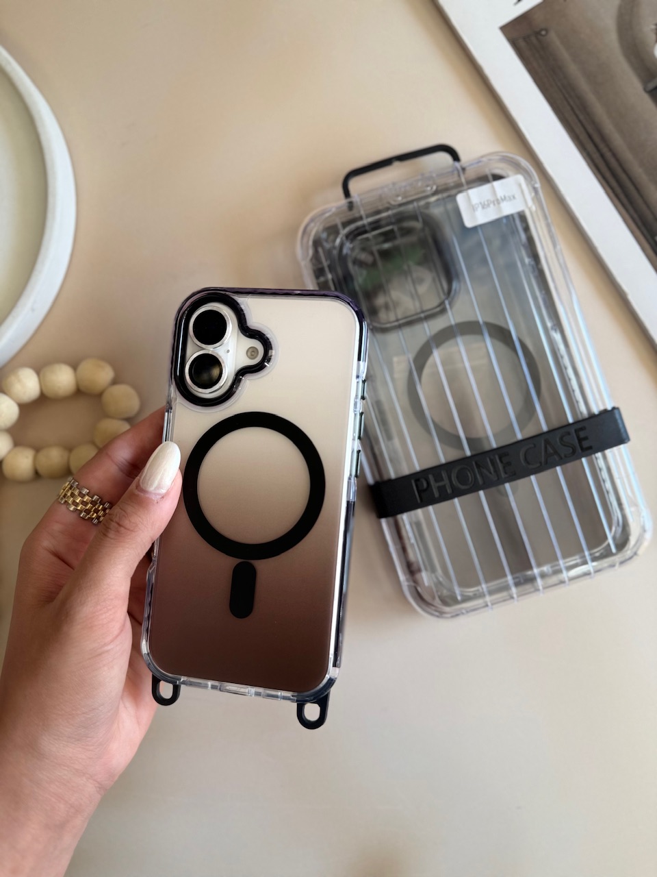 2098---قاب Matte Land MagSafe مناسب برای آیفون | iphone 16-2