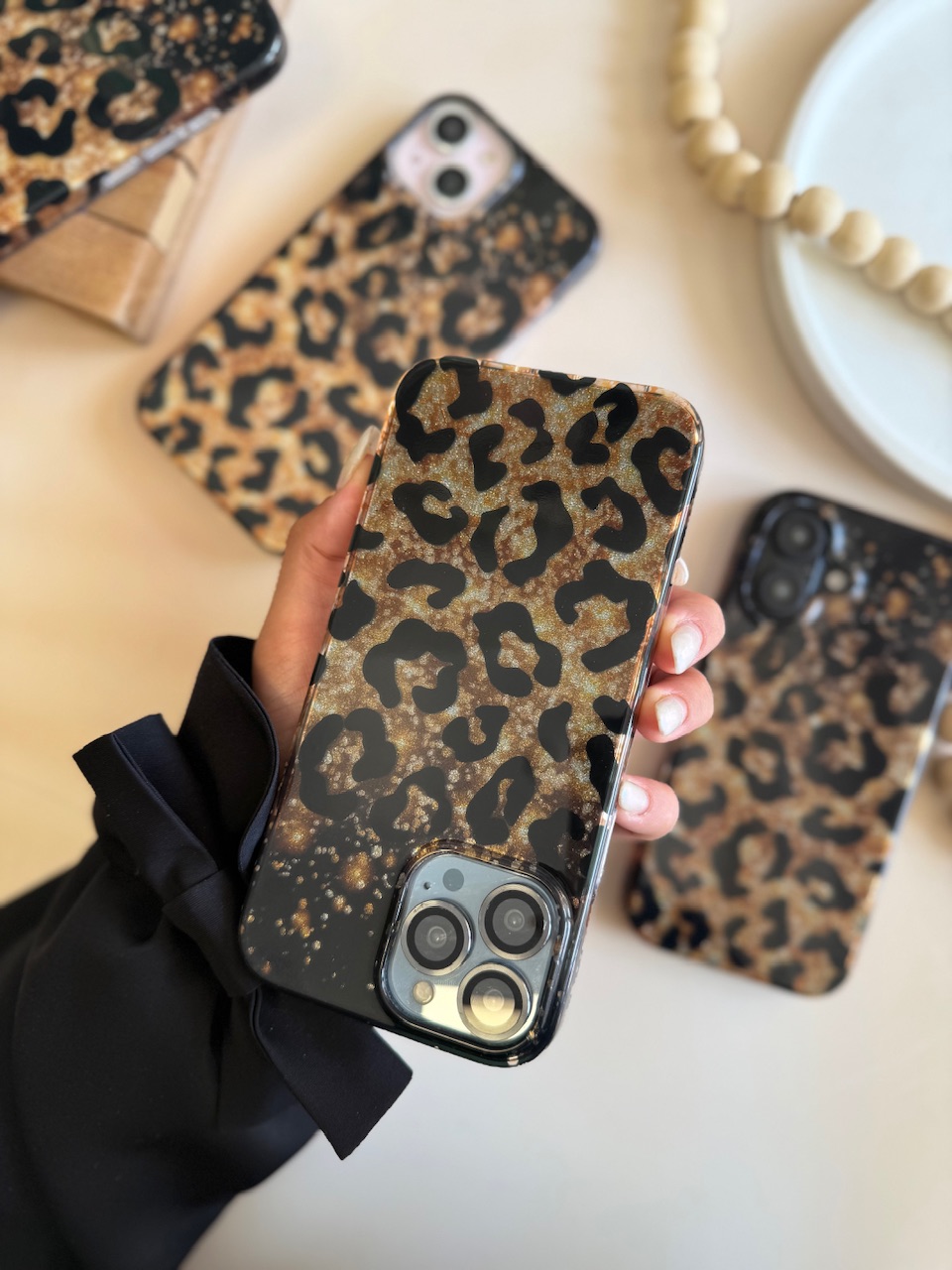 2105---قاب Shiny leopard مناسب برای آیفون | iphone 16-4