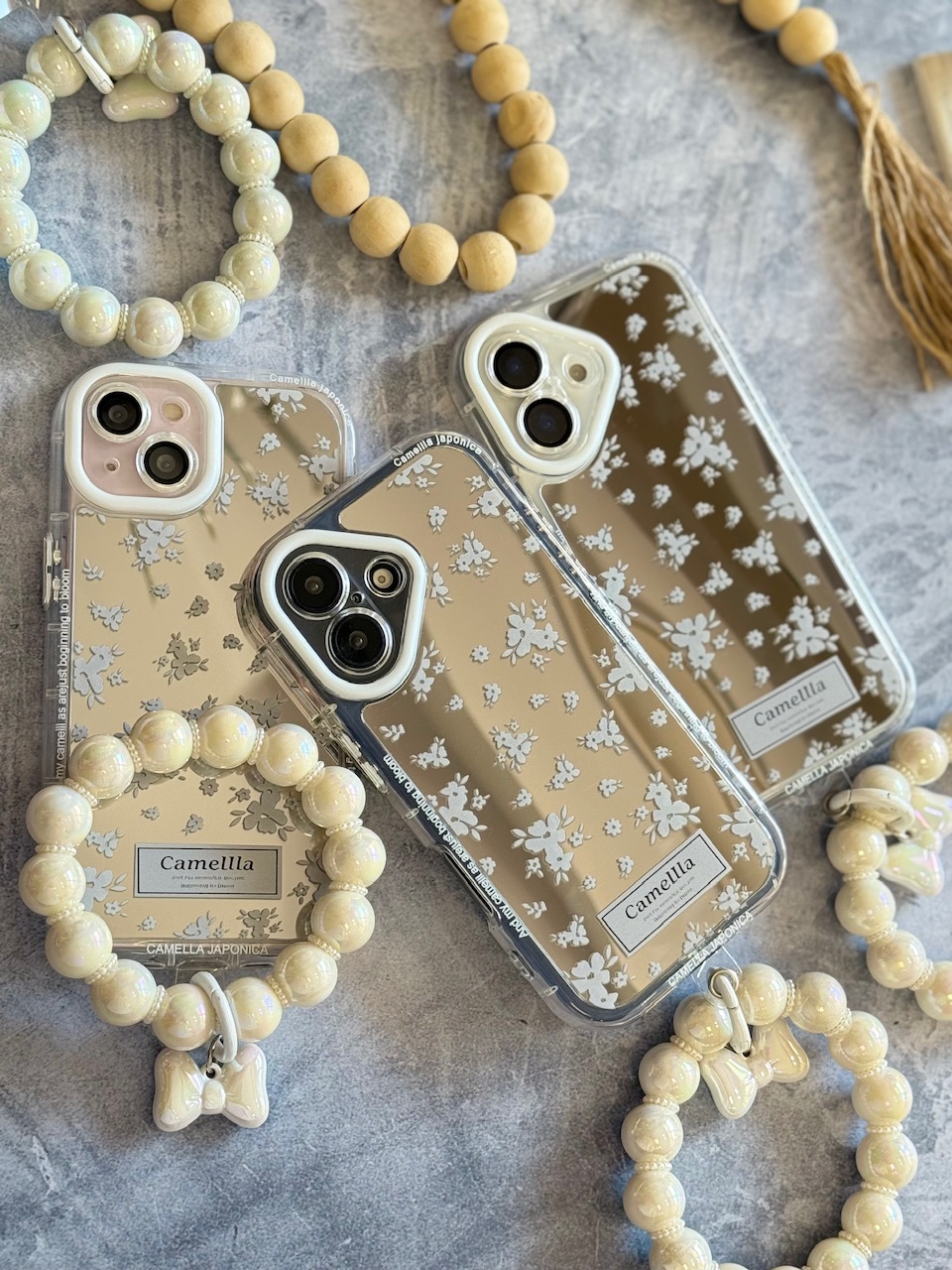 2102---قاب گل کاملیا با آویز مناسب برای آیفون | iphone 16pro-4