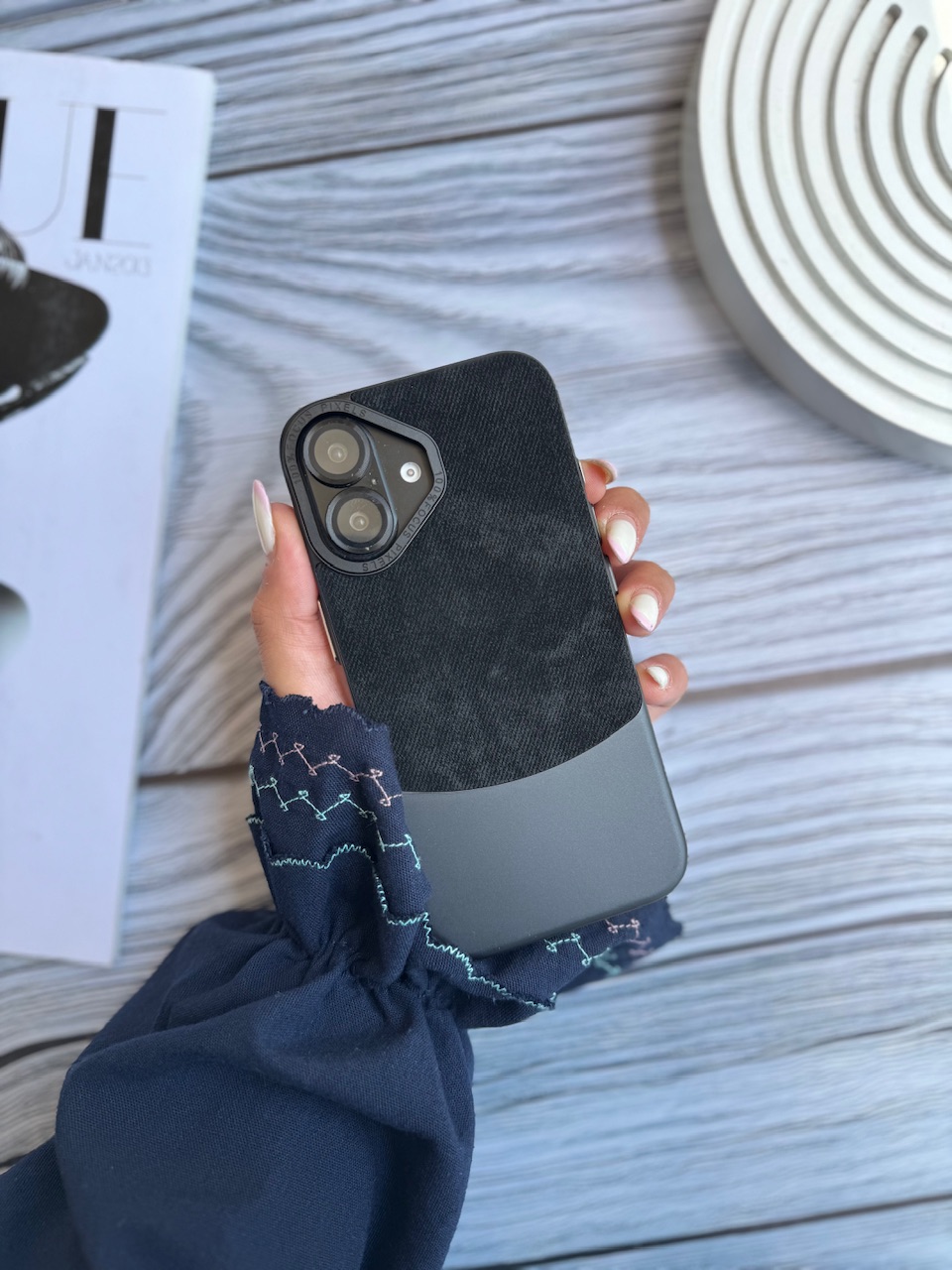 1674---قاب Flannel Metal Case جیر متال مناسب برای آیفون | iphone 16-3