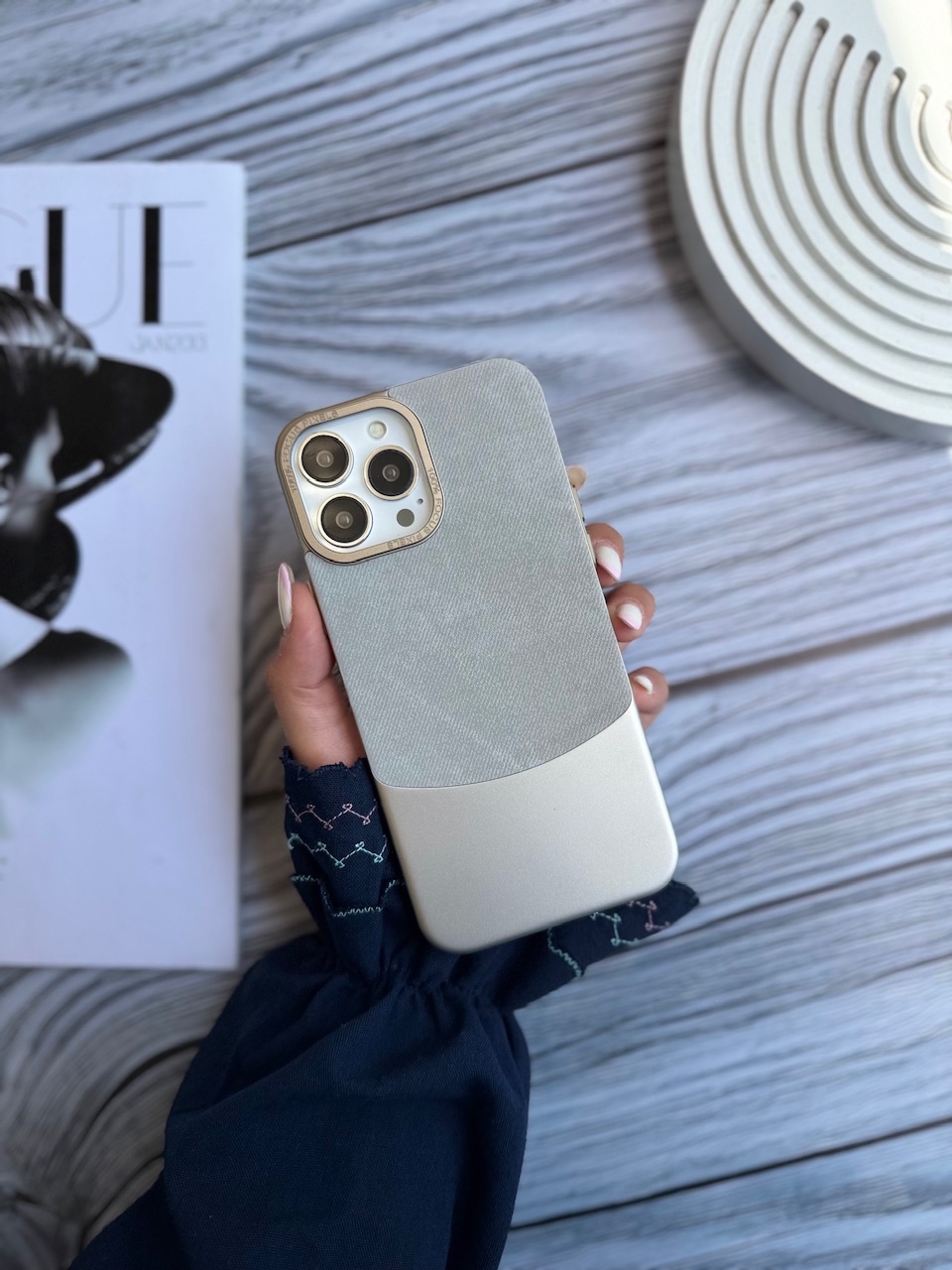 1674---قاب Flannel Metal Case جیر متال مناسب برای آیفون | iphone 16-5