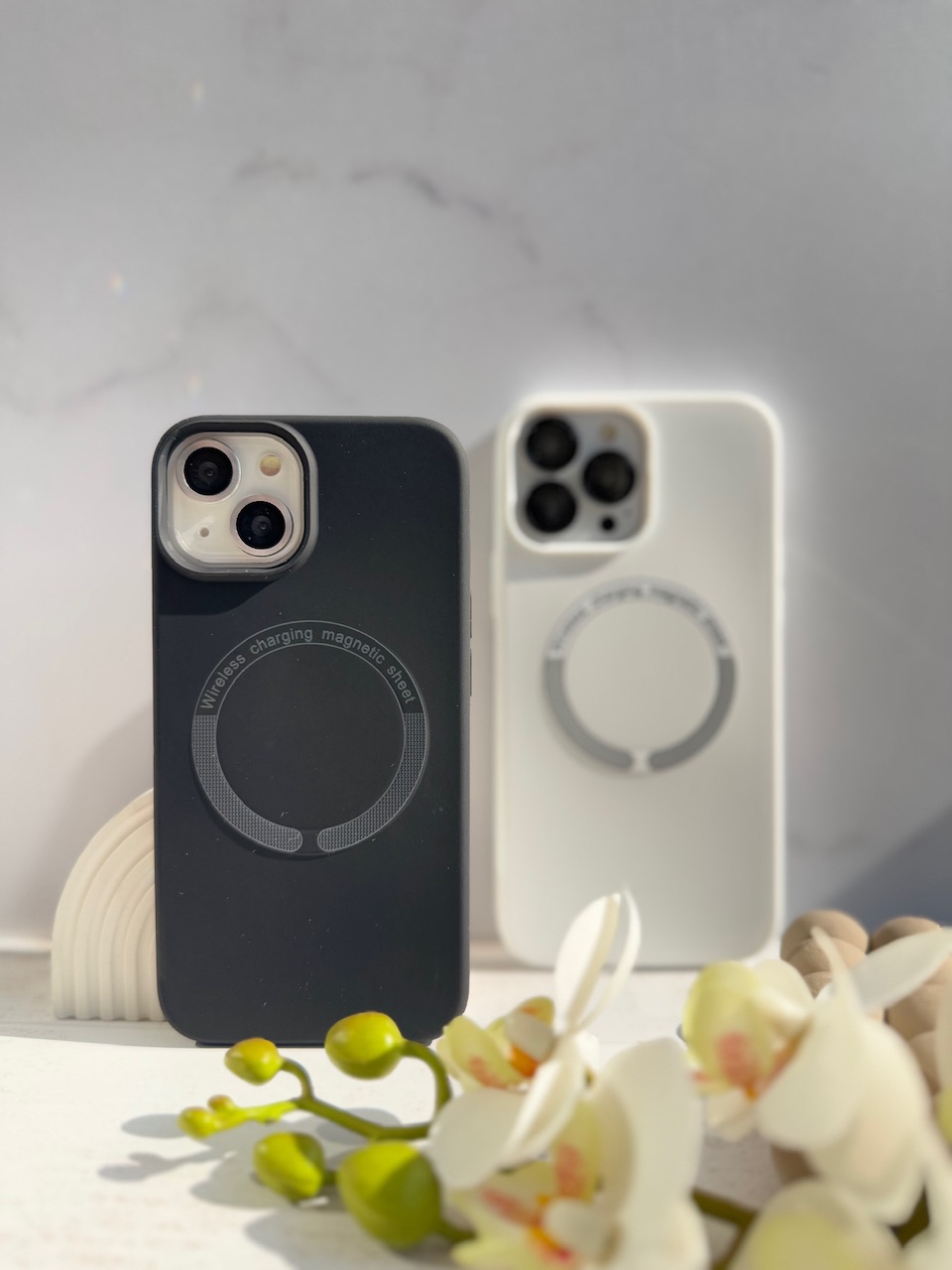 1940---قاب سیلیکونی با مگ سیف مناسب برای آیفون | iphone 15promax-3