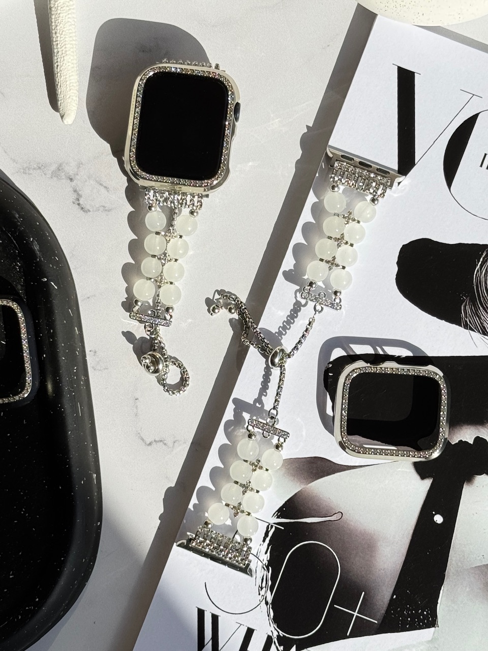 5039---بند اپل واچ Shell Diamond همراه با گارد نگین دار-2