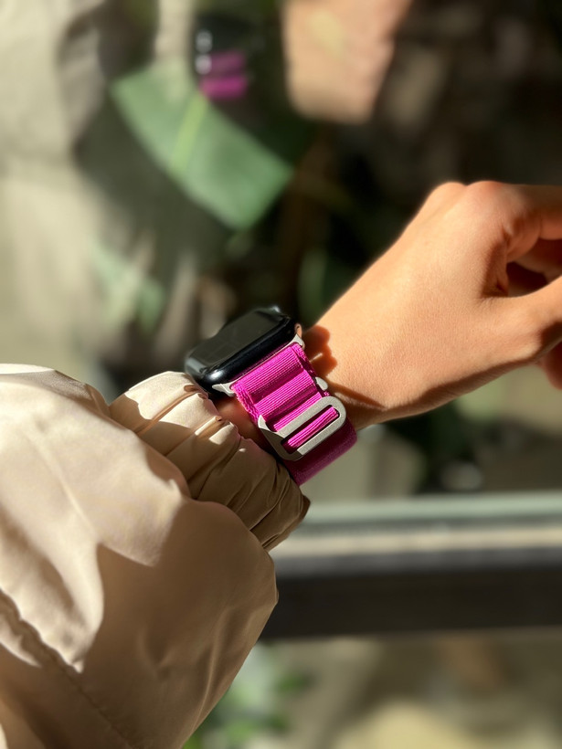 5006---بند اپل واچ Alpine Loop-4