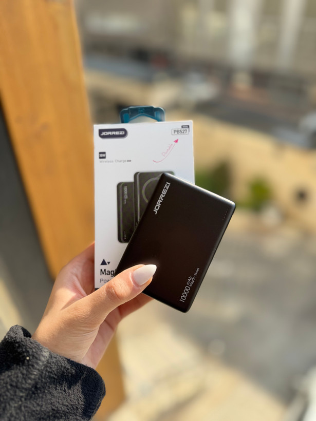 9016---پاور بانک 10 هزار MagOn Series برند JORREZI-3