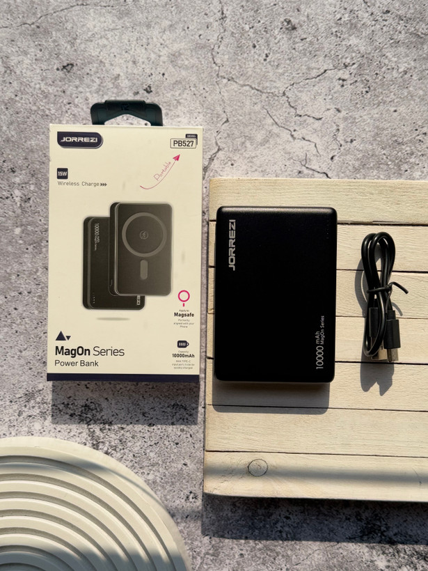 9016---پاور بانک 10 هزار MagOn Series برند JORREZI-5